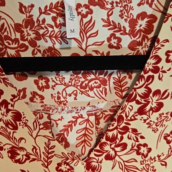 Anyally Cream And Red V Neck Top Size M - Picture 4 of 8